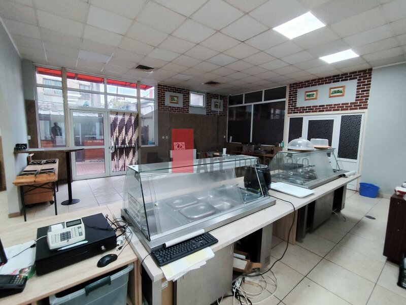 Dacia spatiu de inchiriat (horeca/ restaurant/ cantina/ autoservire)