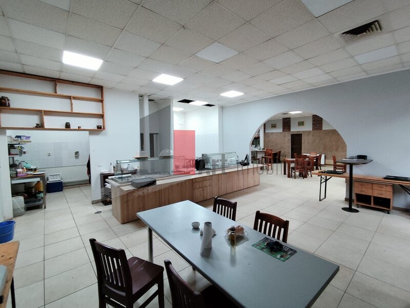 Dacia spatiu de inchiriat (horeca/ restaurant/ cantina/ autoservire)