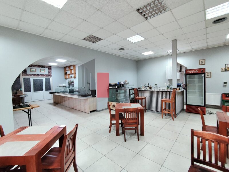 Dacia spatiu de inchiriat (horeca/ restaurant/ cantina/ autoservire)