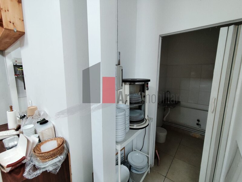 Dacia spatiu de inchiriat (horeca/ restaurant/ cantina/ autoservire)